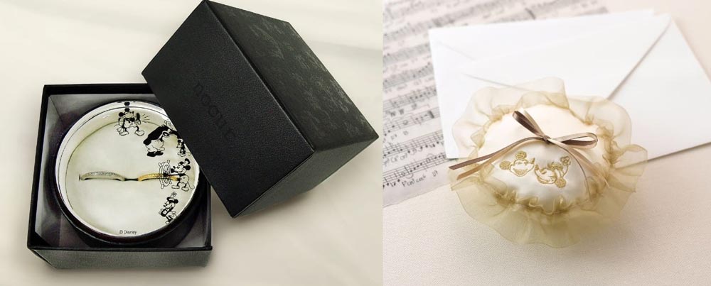 ディズニースチームボートウィリーの指輪ケースとリングピロー